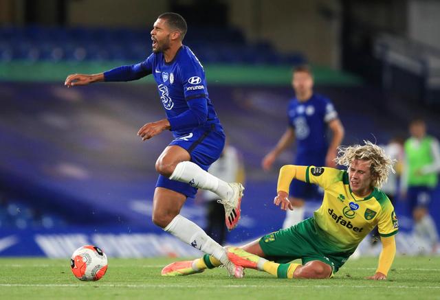 郑赛赛闯入 郑赛赛闯入